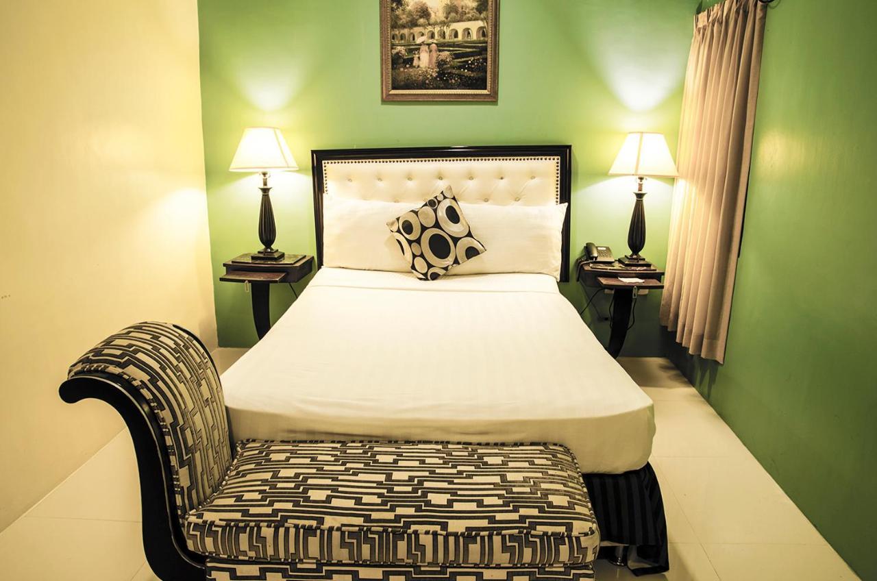 Dreamwave Hotel Ilagan Экстерьер фото