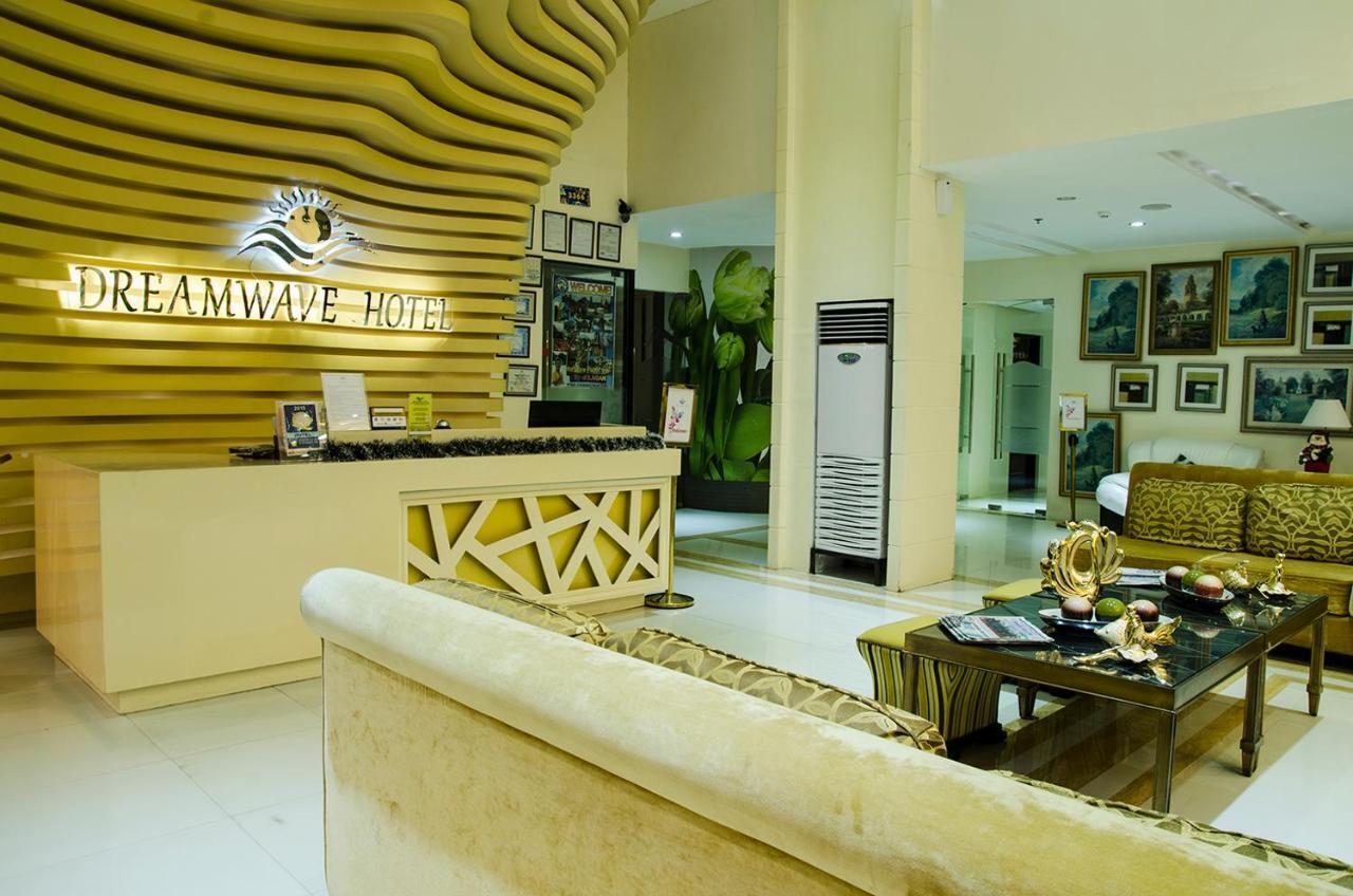 Dreamwave Hotel Ilagan Экстерьер фото