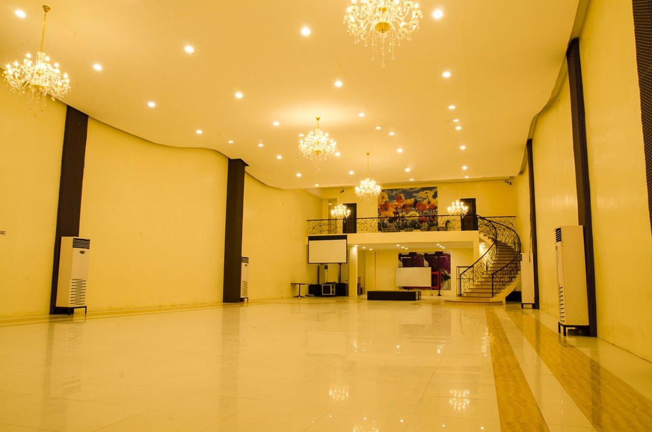 Dreamwave Hotel Ilagan Экстерьер фото
